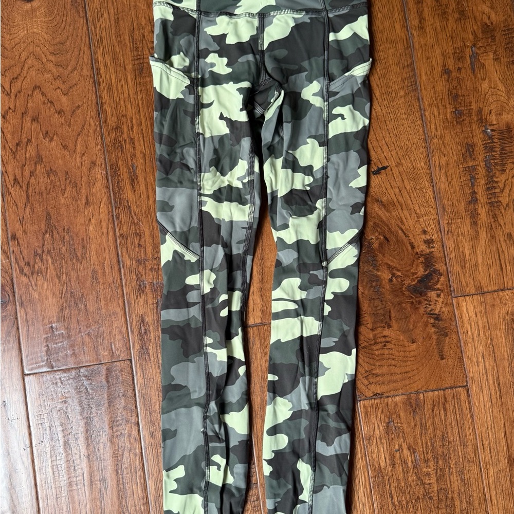 Lululemon Athletica Green Camouflage Leggings